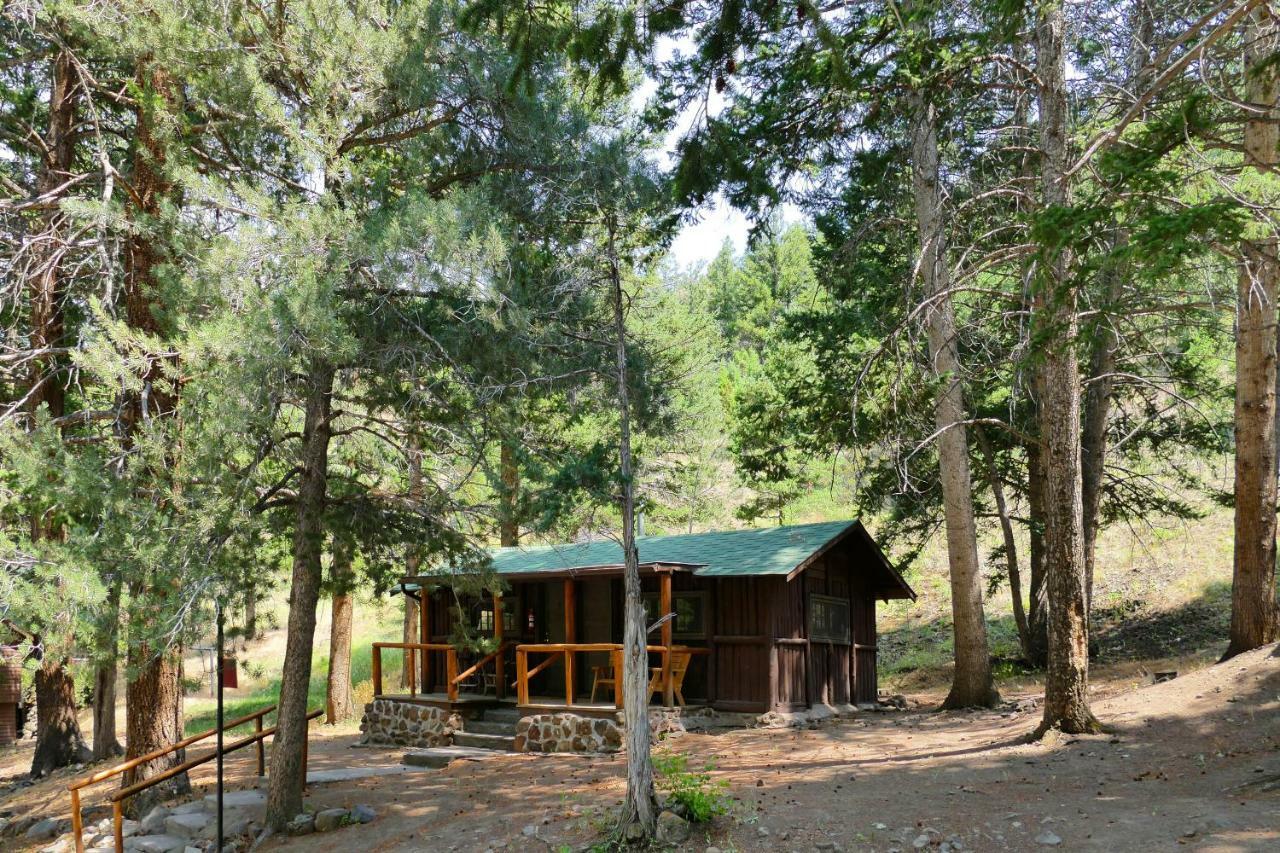 Bill Ranch Hotel