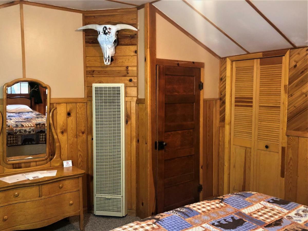 Hotel Bill Ranch Cody