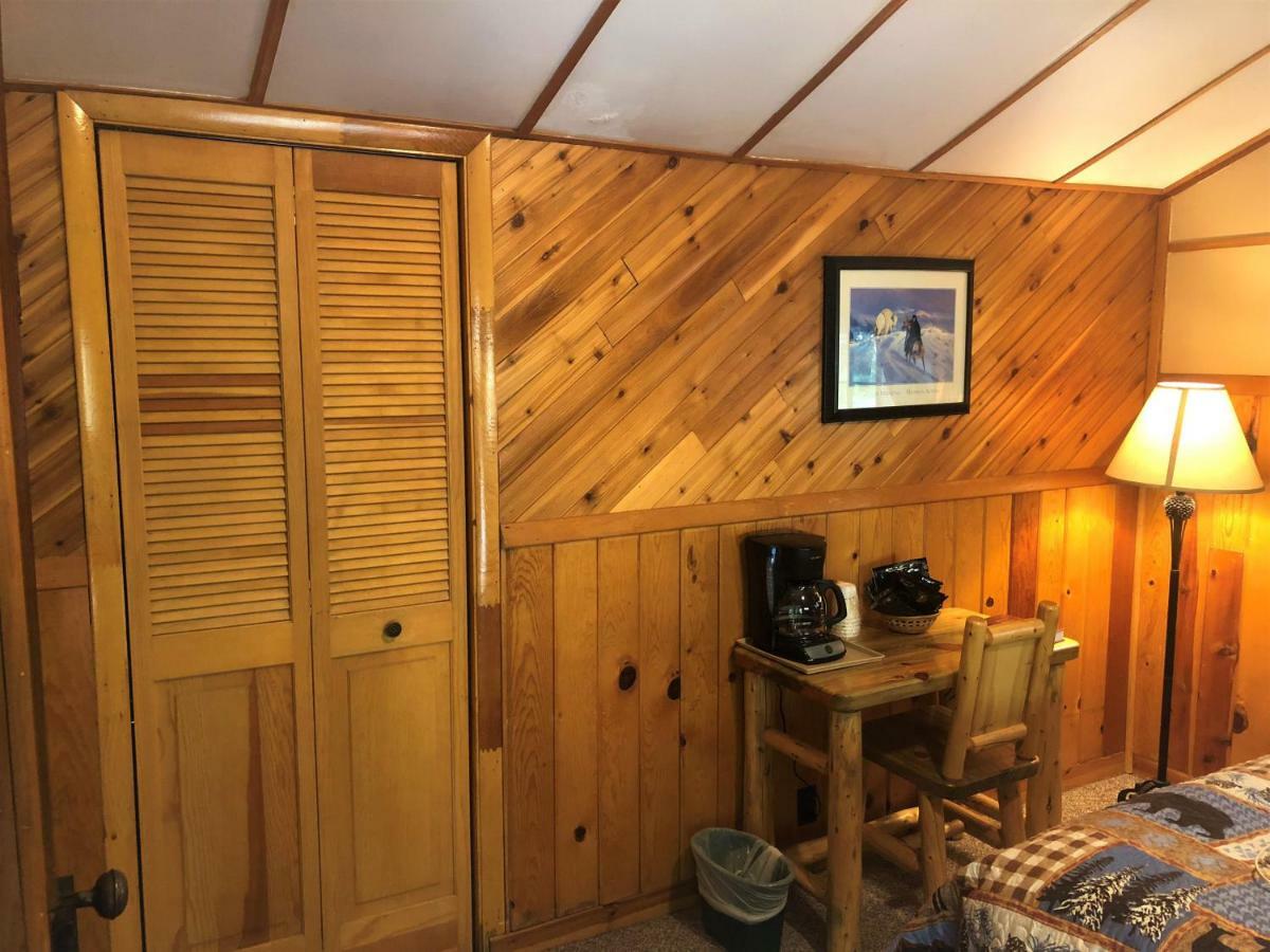 Hotel Bill Ranch Cody